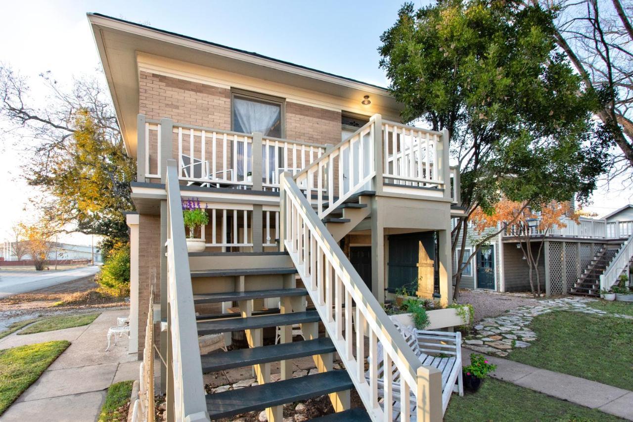 Katy House Bed And Breakfast Smithville 外观 照片
