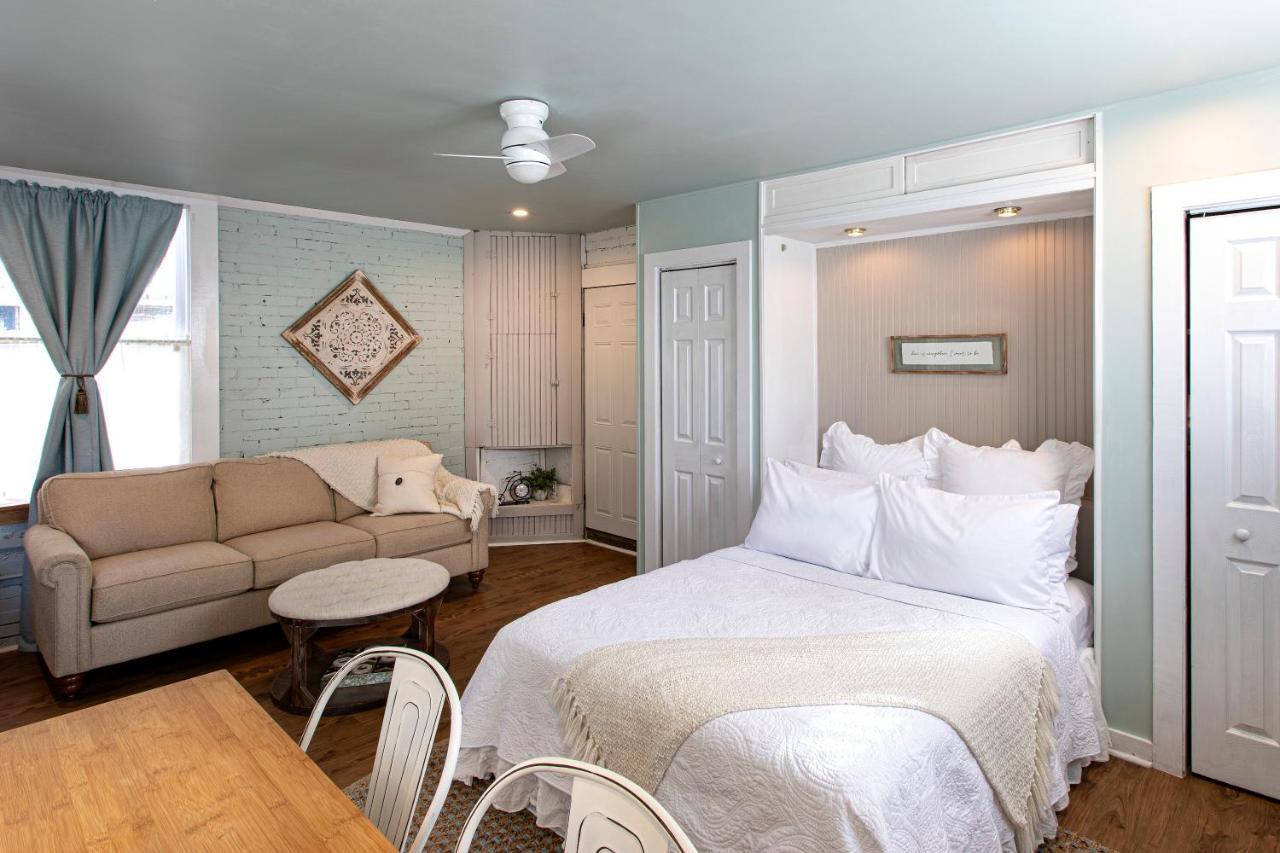 Katy House Bed And Breakfast Smithville 外观 照片