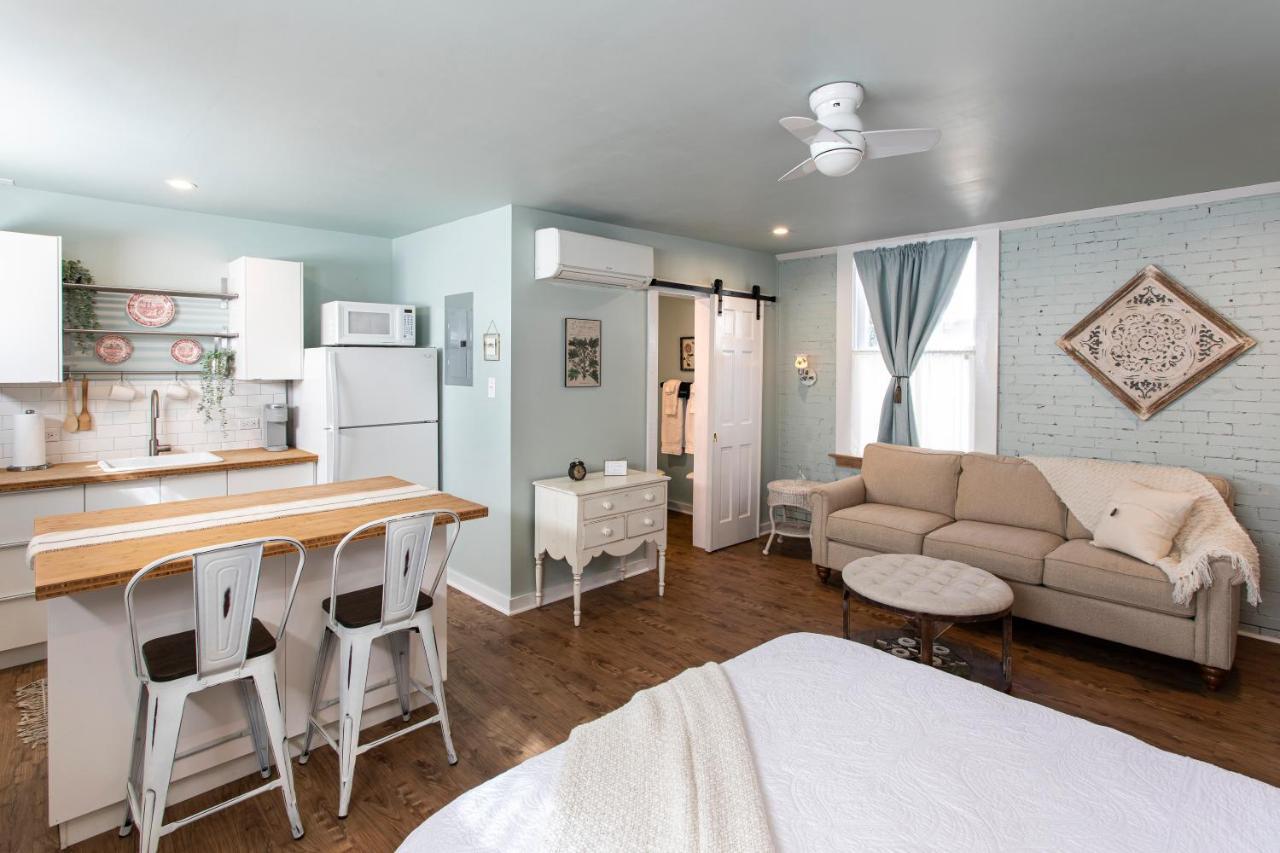 Katy House Bed And Breakfast Smithville 外观 照片